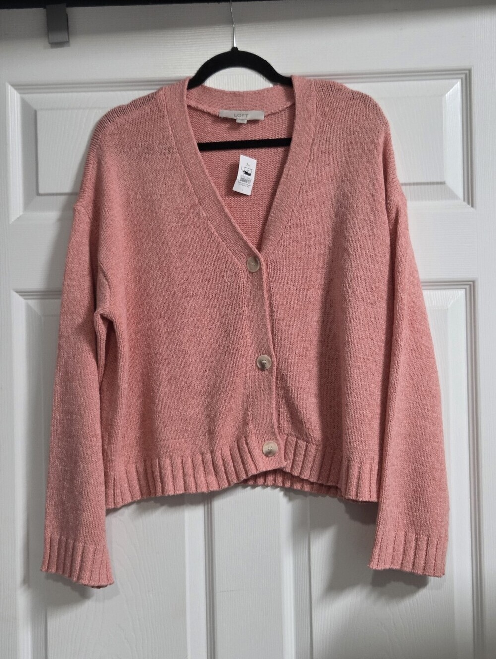 NWT Loft Women's V-Neck Pink/Salmon Color Button-Front Cardigan Sweater Size L